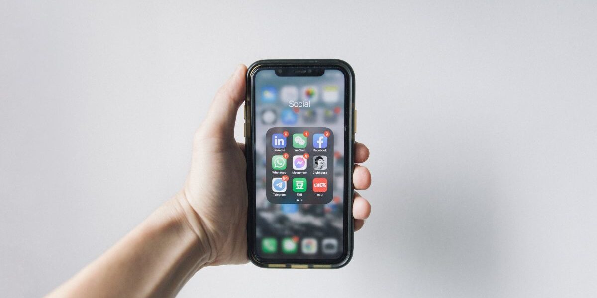 Personal branding w LinkedIn – jak zbudować sieć kontaktów w erze AI?